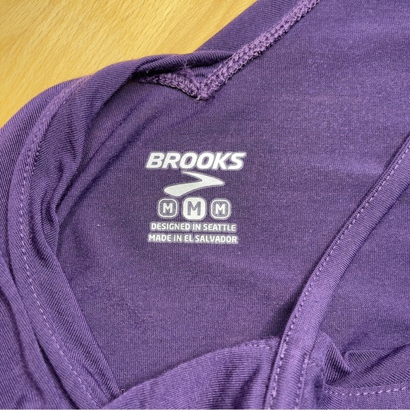 BROOKS Women’s Distance Long Sleeve Running T-shirt in Plum Size Medium - Picture 8 of 10
